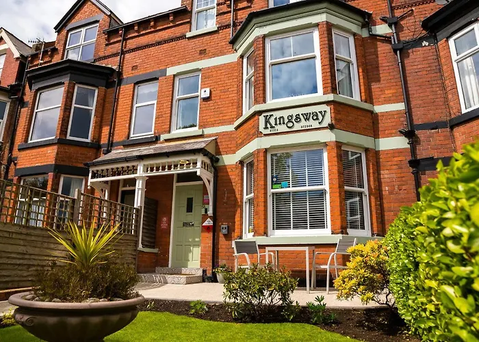 Kingsway Guesthouse - A Selection Of Single, Double And Family Rooms In A Central Location Scarborough