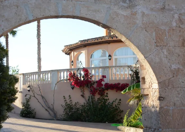 Hotel Arenas De Son Bou