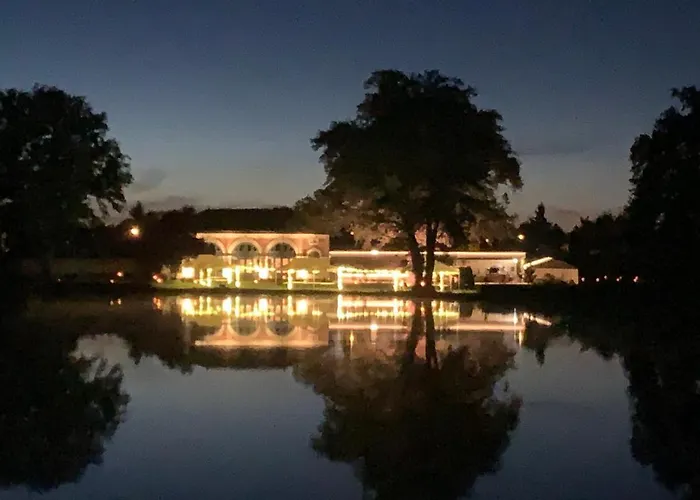 Orangerie De Chatel-Selection Figaro & Elle Magazine
