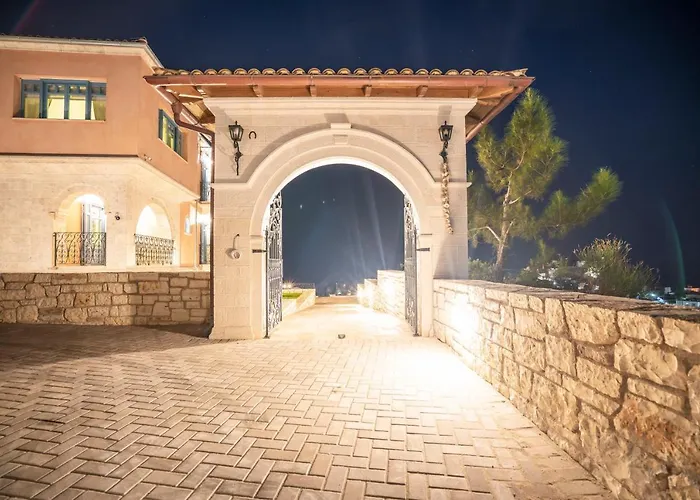 Elysium Living Parga Aparthotel