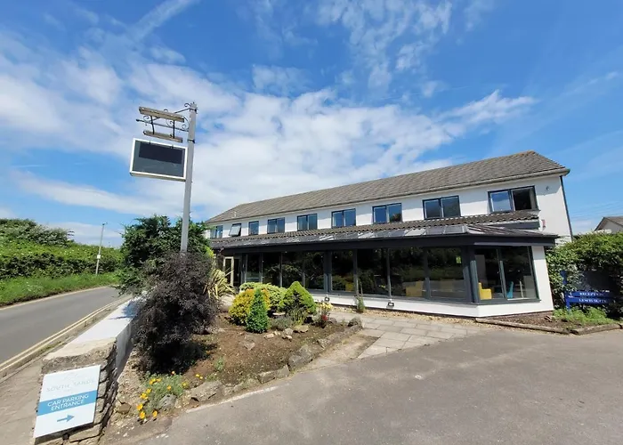 South Sands Hotel