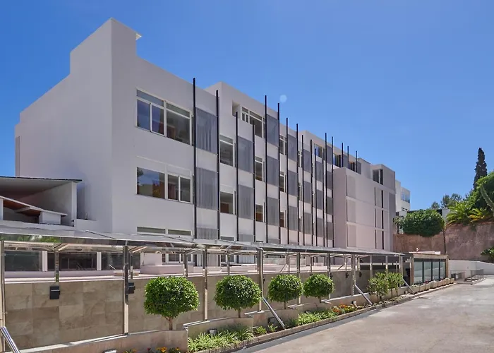 Aparthotel Y Hotel Paguera Beach