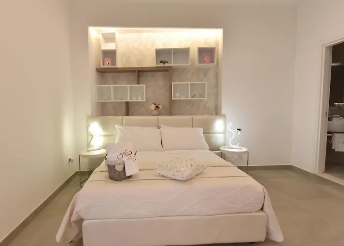 Love Inn