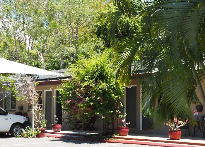 Sunbird Motel