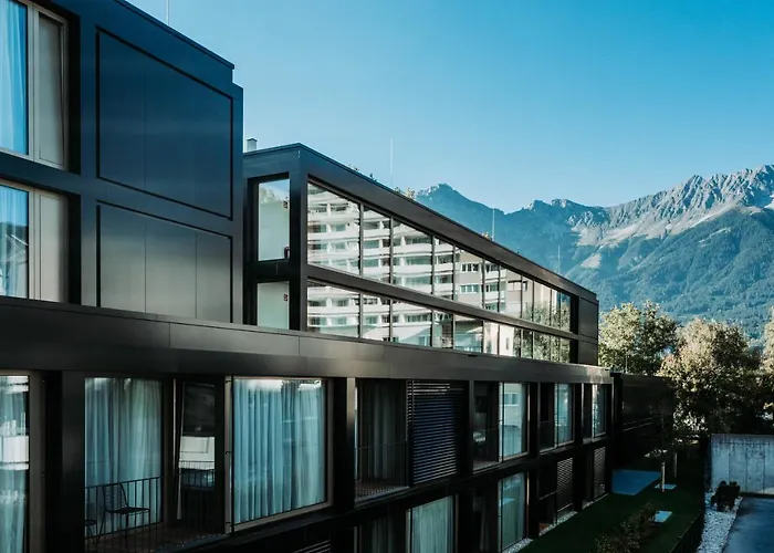 Blackhome Innsbruck City South I Contactless Check-In