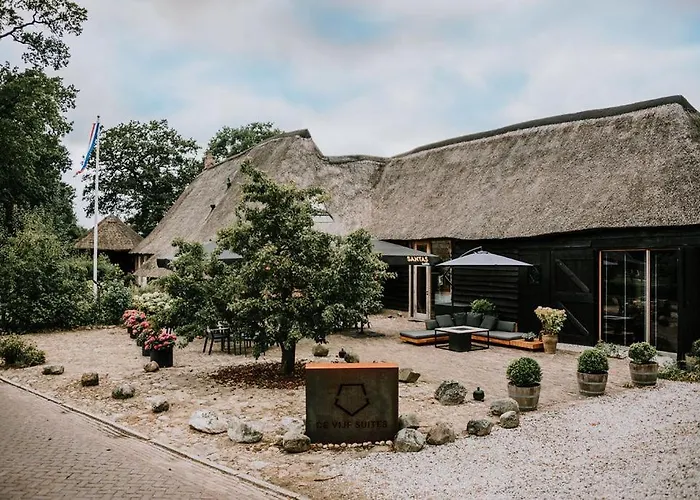 De Vijf Suites