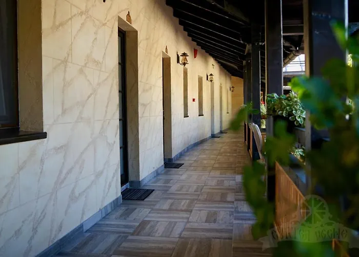 Hotel Curtea Veche Hunedoara