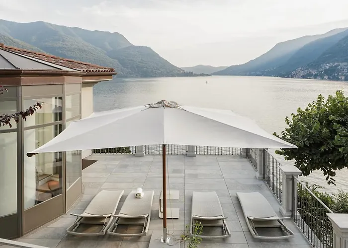 Villa Làrio Lake Como