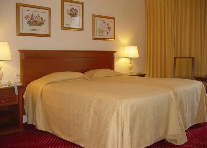 Cavalieri Hotel Corfu 