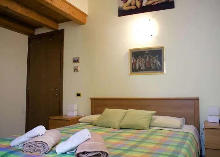 La Casa Sul Sasso In Town Serviced Accommodations Dervio