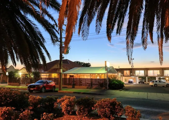 Court Street Motel