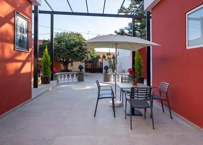 Albor Suites