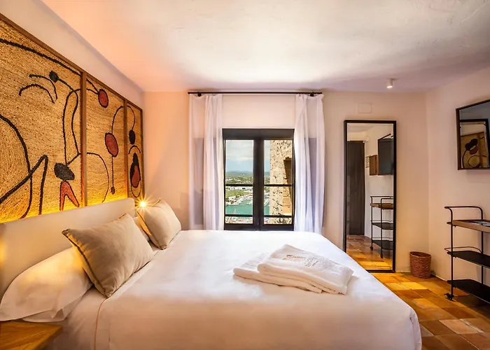 Hotel La Torre Del Canonigo - Small Luxury Hotels Ibiza