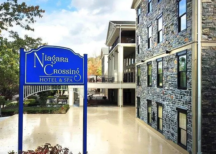 Niagara Crossing Hotel And Spa
