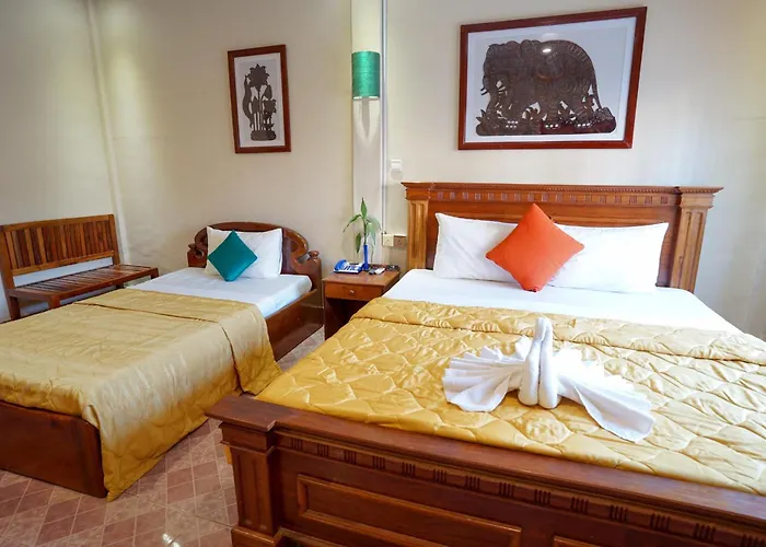 Royal Hotel