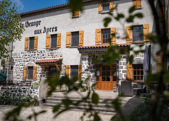 Maison d'Hôte la Grange aux Ayres