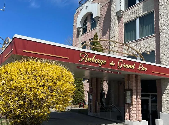 Auberge Du Grand Lac
