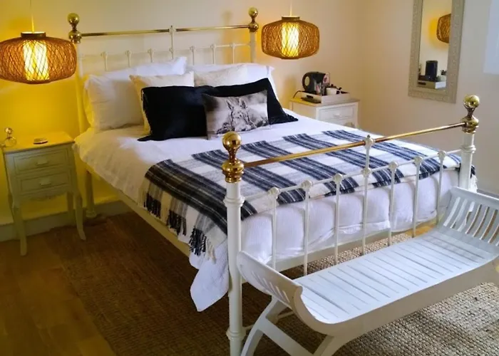 Guest Rooms At The Green Man
