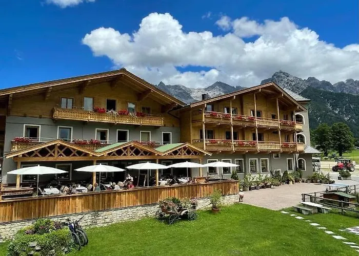 Landhotel Strasserwirt