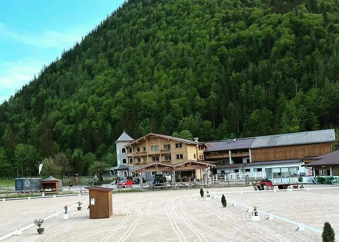 Landhotel Strasserwirt Sankt Ulrich am Pillersee