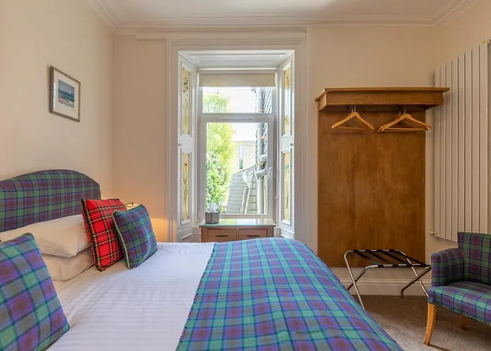 Montague Guest House