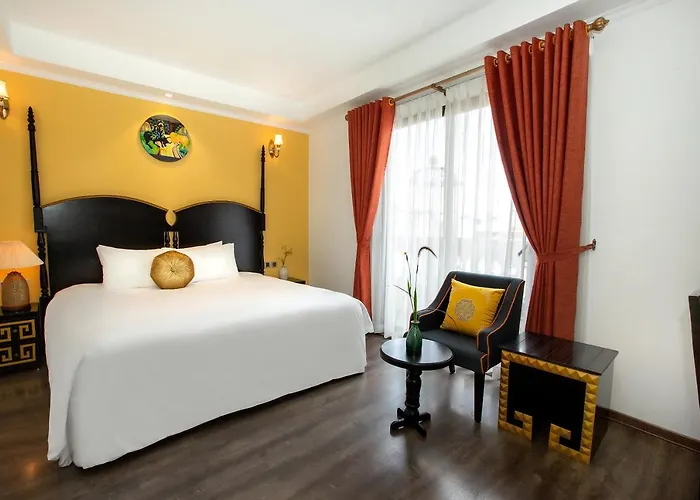 Hanoi Center Silk Boutique Hotel & Travel