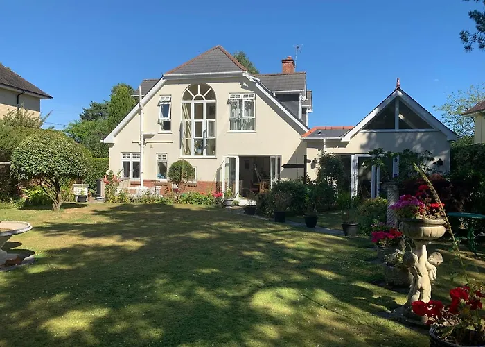 Heatherdene House