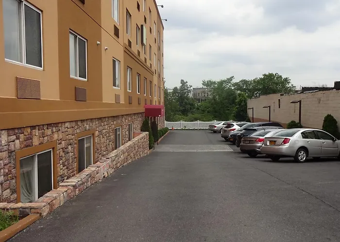 Sheridan Hotel