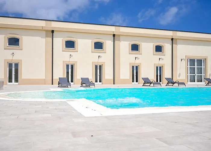 Dimora Savarino Marzamemi Suites With Pool