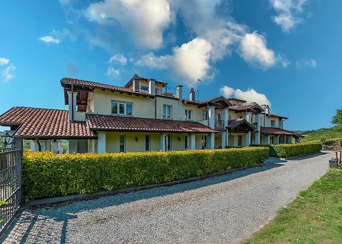 Il Sassoscritto Bed&Breakfast Montecalvo Versiggia