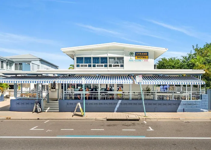 Strand Motel