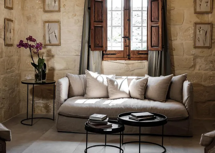 Cesca'S Boutique Hotel