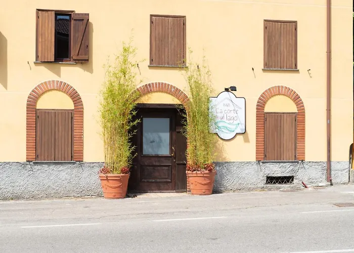 La Corte Sul Lago