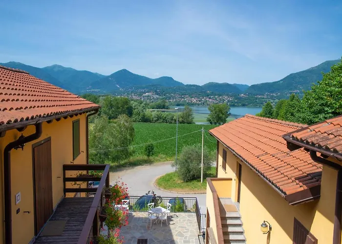 La Corte Sul Lago