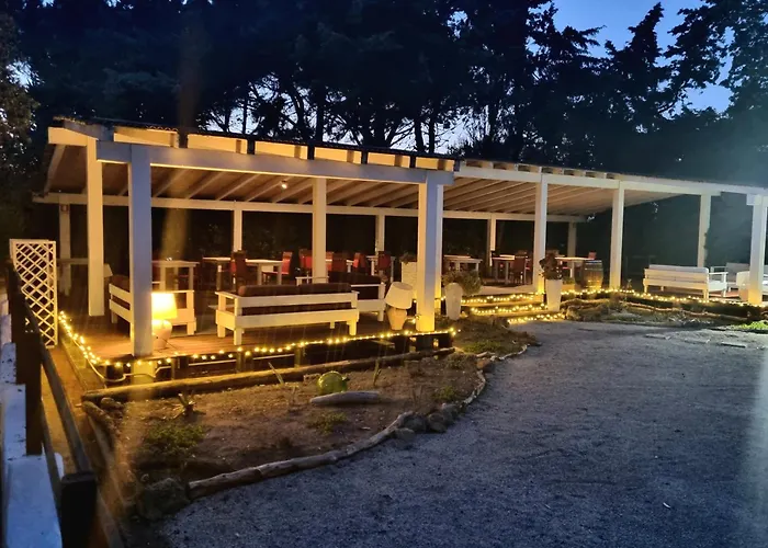 Is Benas Country Lodge San Vero Milis