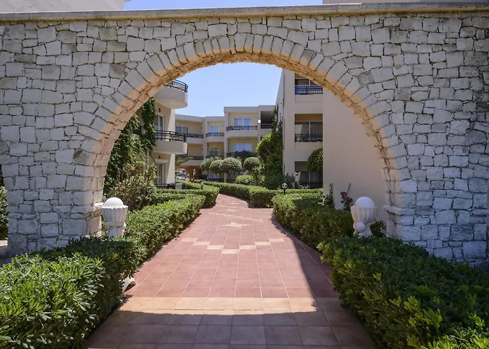 Vantaris Palace Paralia Kourna