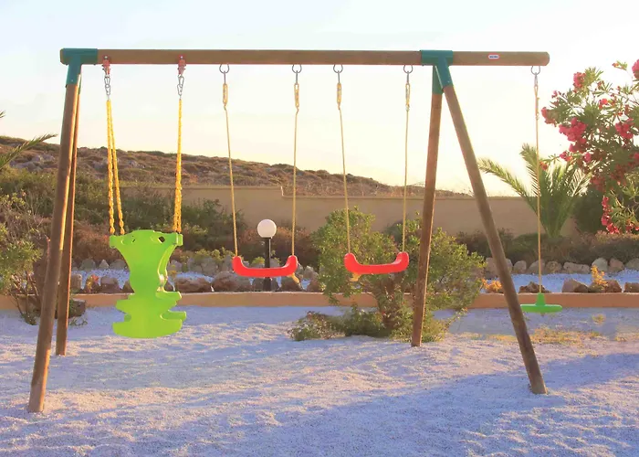 Zorbas Beach Village Hotel Stavrós