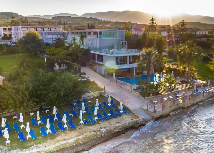 Belussi Beach Hotel & Suites Psarou 