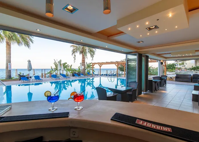 Belussi Beach Hotel & Suites Psarou 
