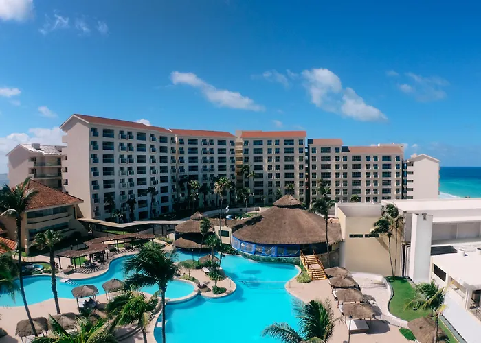 Emporio Cancun - 4 star Hotel