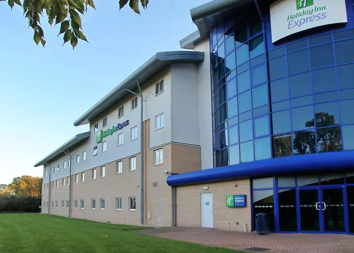 Holiday Inn Express Southampton - M27, J7 By Ihg