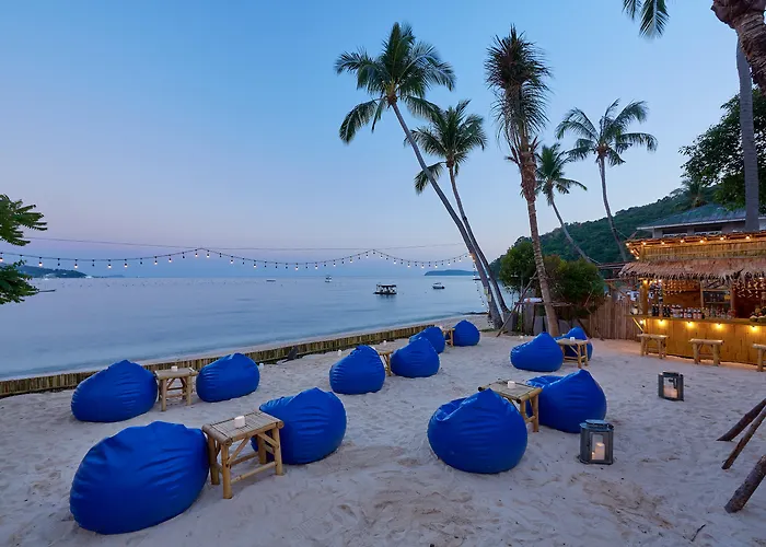 Bandara Phuket Beach Resort - SHA Extra Plus