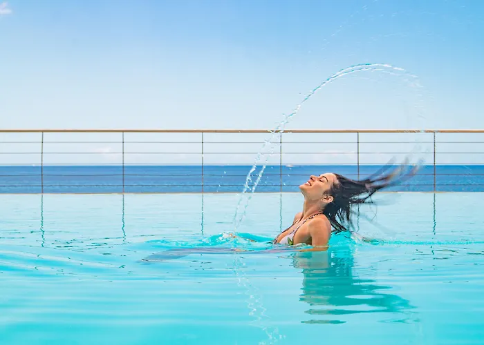 Orca Praia - Adults Only