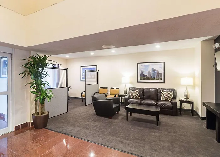 Quality Inn & Suites West Chase