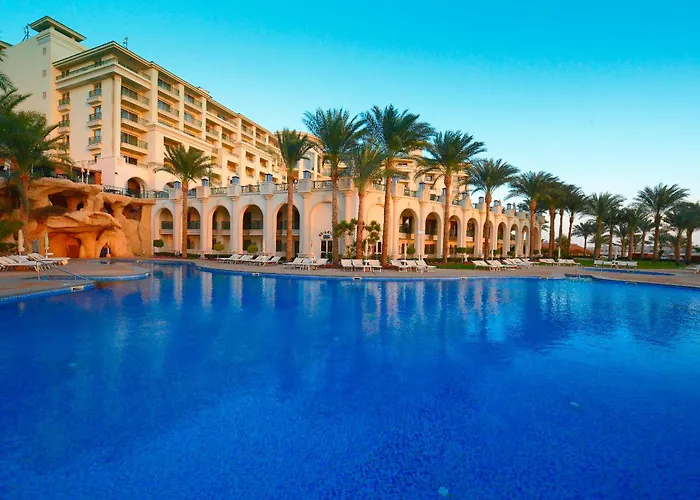 Stella Di Mare Beach Hotel & Spa