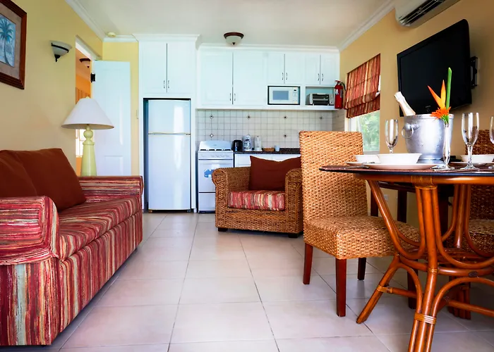 Yellow Bird Hotel