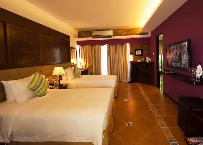 Famiana & Spa - Breakfast Is Served As Brunch 6Am30 To 1Pm