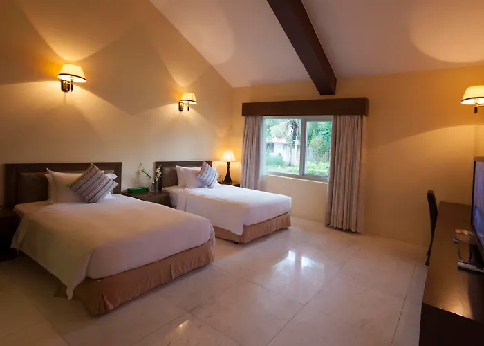 Famiana & Spa - Breakfast Is Served As Brunch 6Am30 To 1Pm