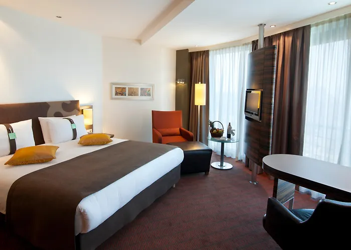 Holiday Inn By Ihg