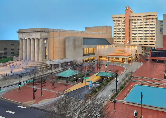 Doubletree By Hilton Little Rock